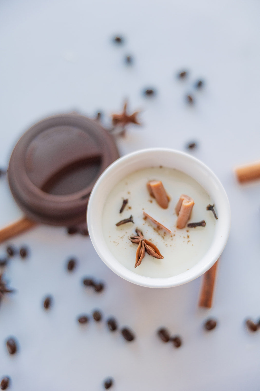 6 oz Wood Wick Ceramic Cup with Silicone Lid